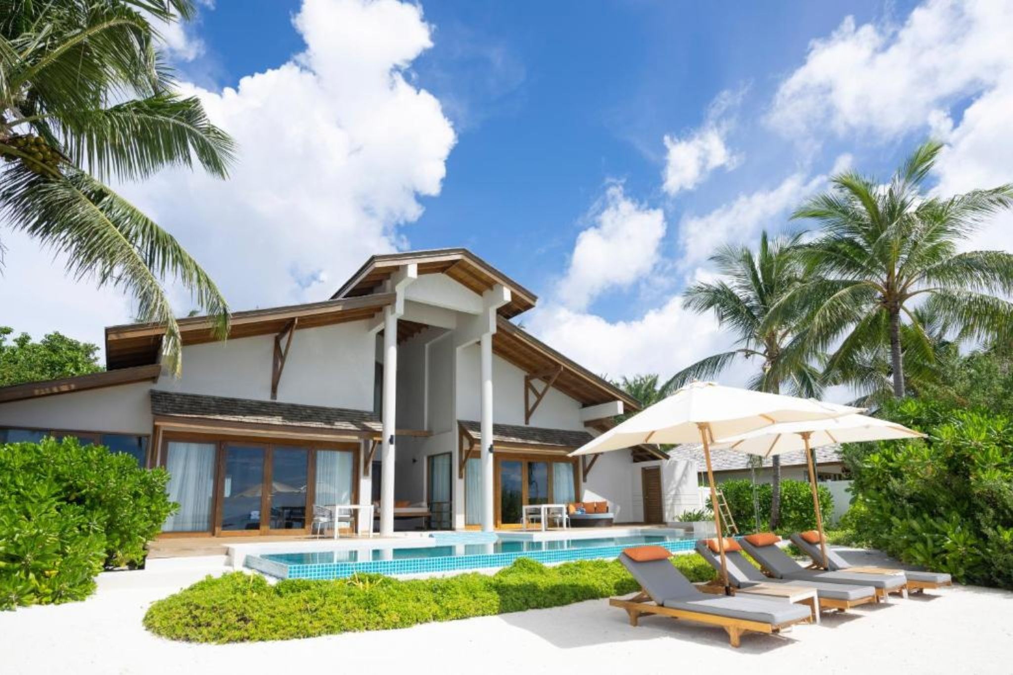 Emerald Faarufushi Resort & Spa